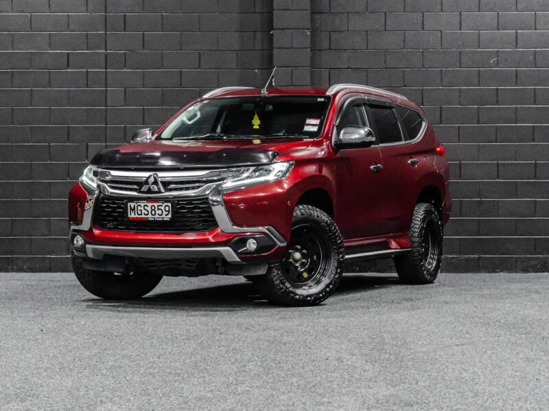 Vehicle Gallery Image