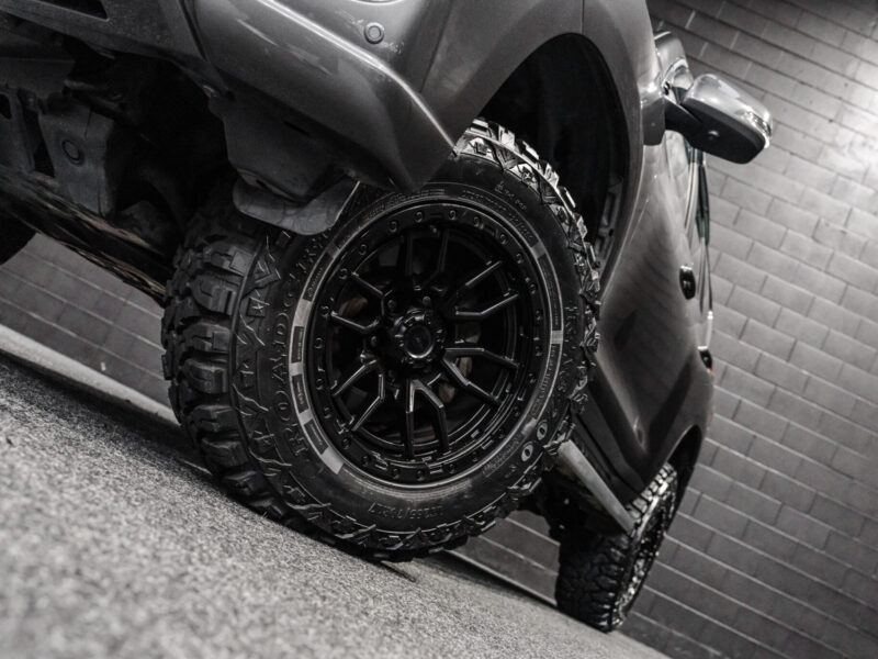 Vehicle Gallery Image