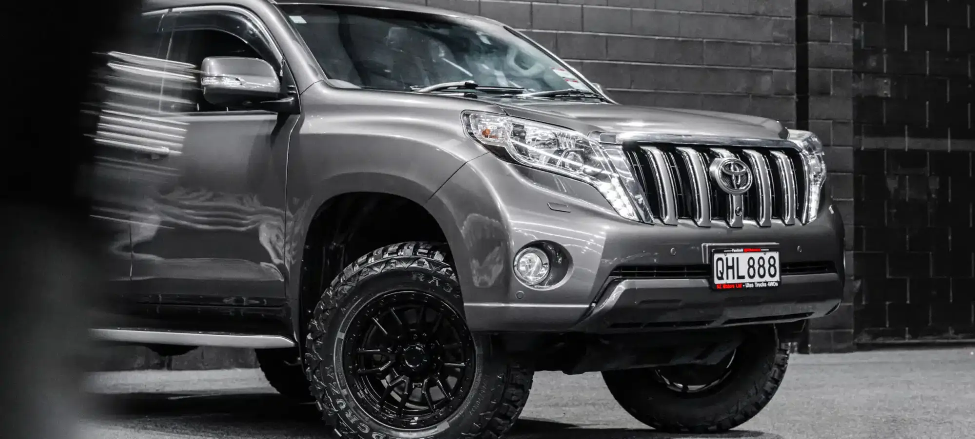 Vehicle Gallery Image