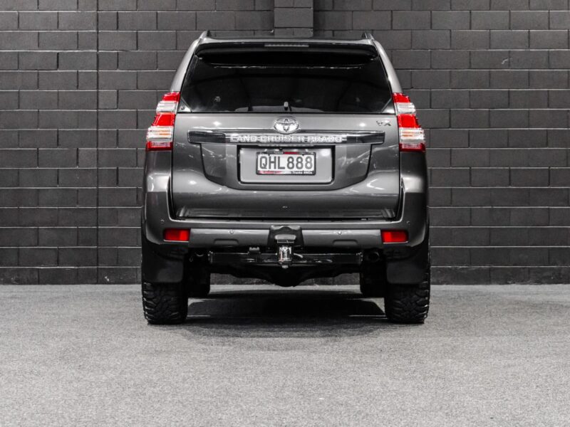 Vehicle Gallery Image