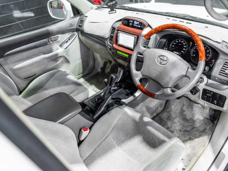 Vehicle Gallery Image