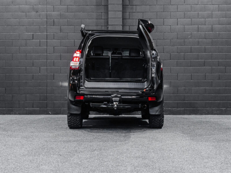 Vehicle Gallery Image