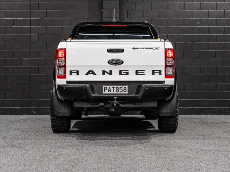 Vehicle Gallery Image