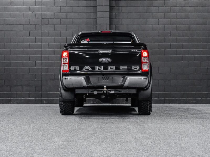 Vehicle Gallery Image