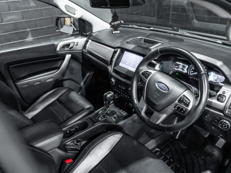 Vehicle Gallery Image