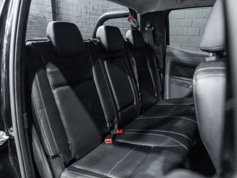 Vehicle Gallery Image