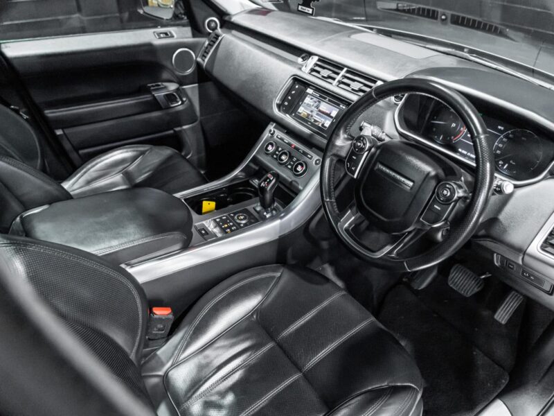 Vehicle Gallery Image