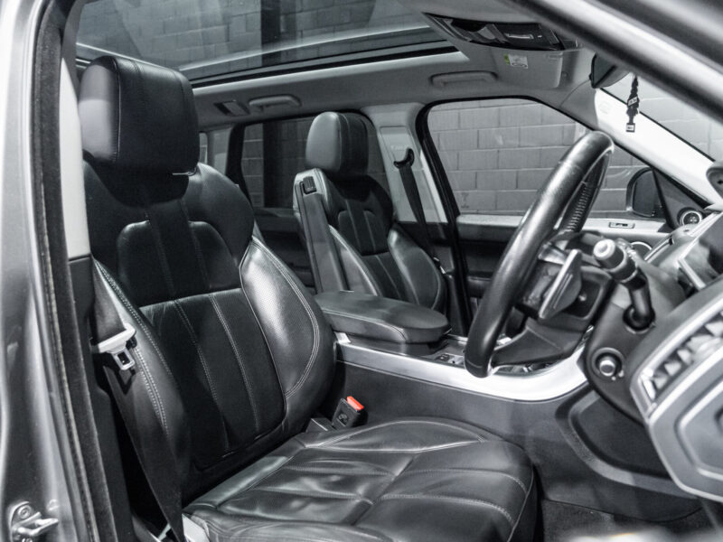 Vehicle Gallery Image