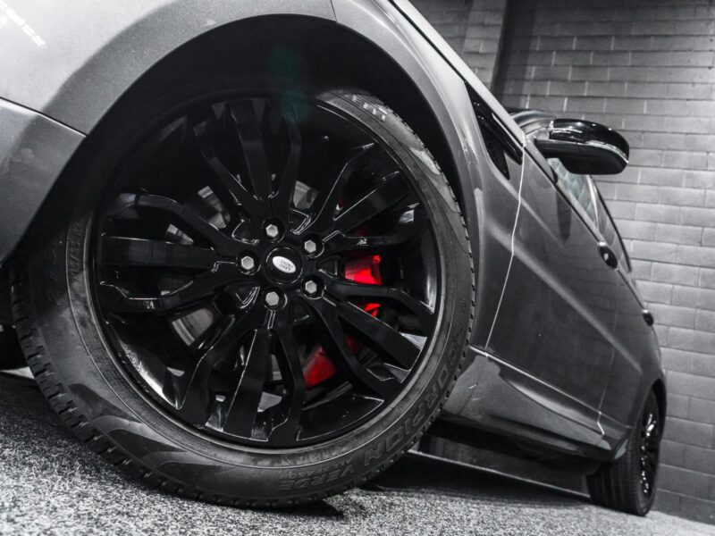 Vehicle Gallery Image