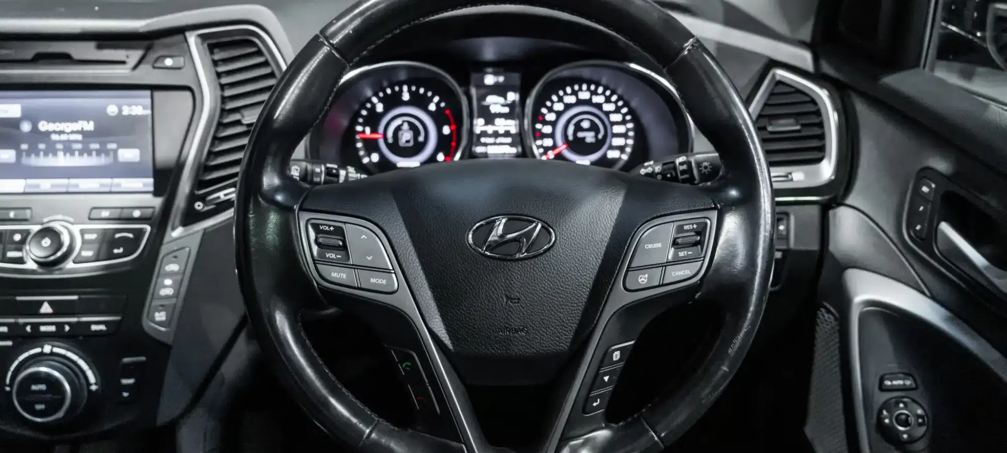 Vehicle Gallery Image