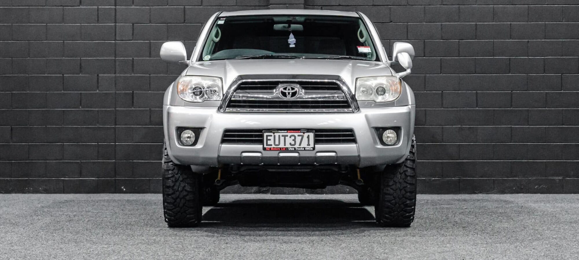 Vehicle Gallery Image