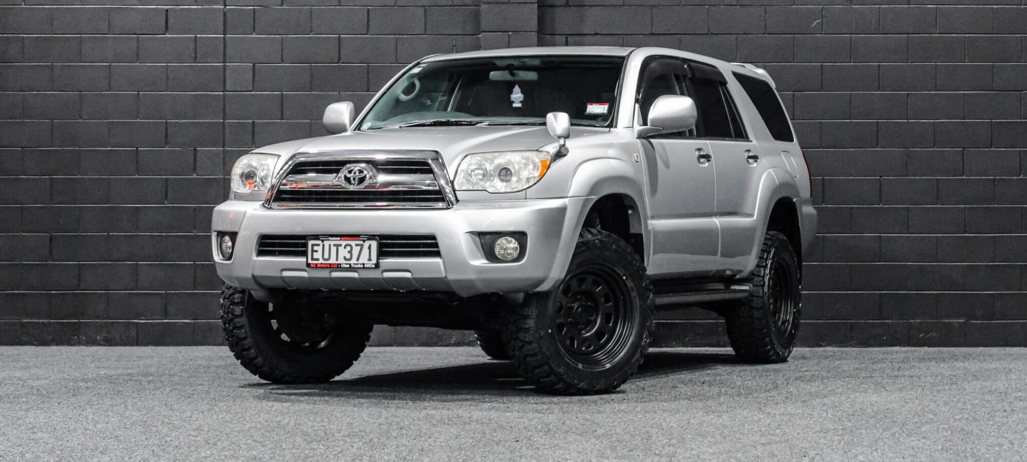 Vehicle Gallery Image