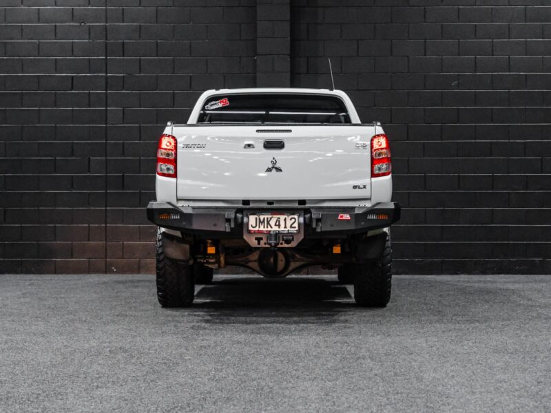 Vehicle Gallery Image
