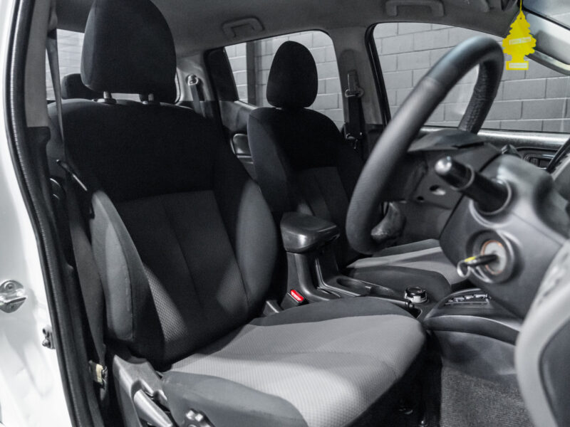 Vehicle Gallery Image