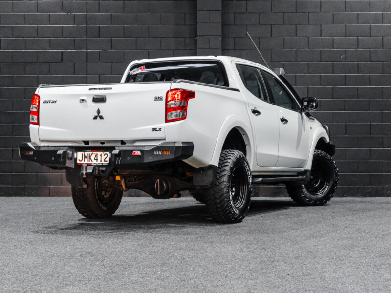 Vehicle Gallery Image