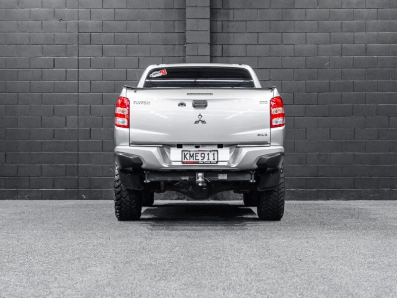 Vehicle Gallery Image
