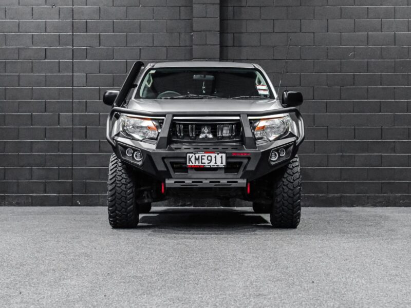 Vehicle Gallery Image