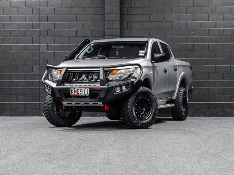 Vehicle Gallery Image