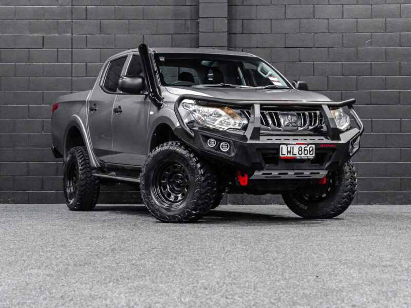 Vehicle Gallery Image