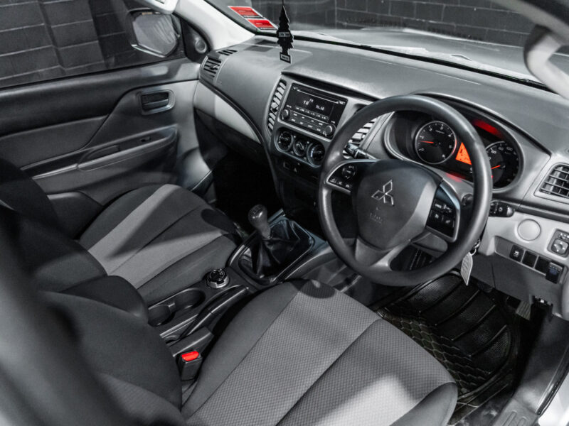 Vehicle Gallery Image
