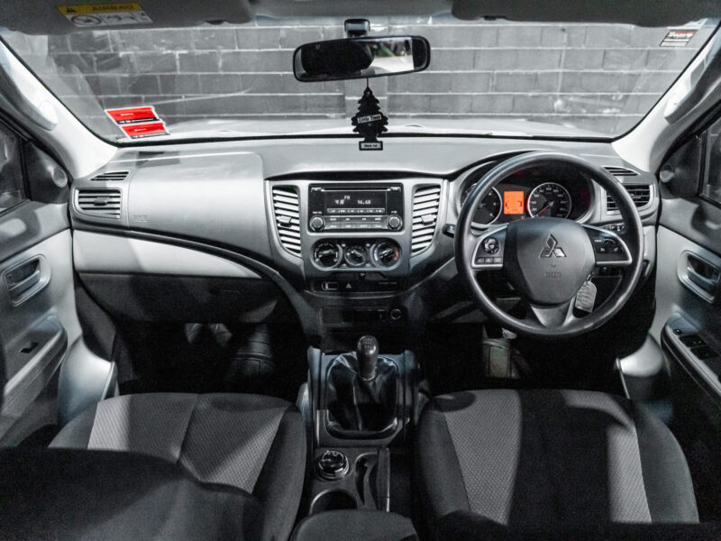 Vehicle Gallery Image