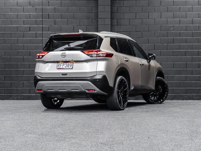 Vehicle Gallery Image