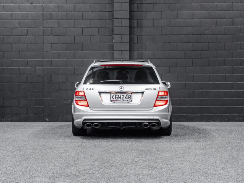 Vehicle Gallery Image