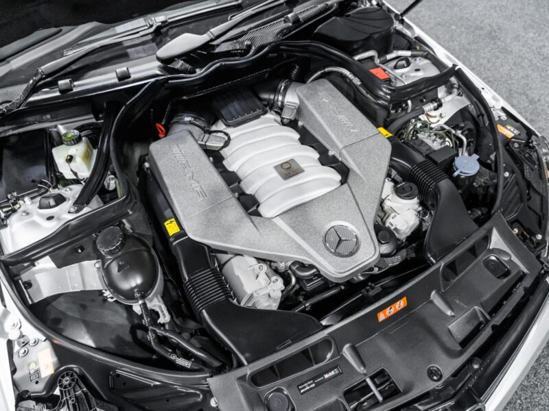 Vehicle Gallery Image