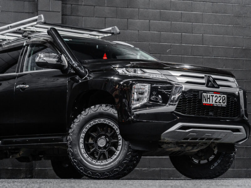 Vehicle Gallery Image