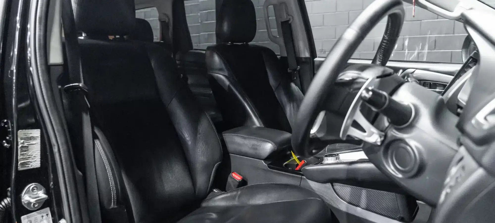 Vehicle Gallery Image
