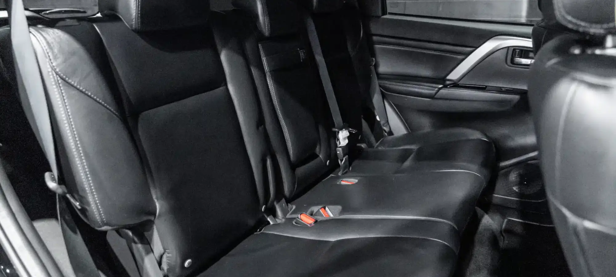 Vehicle Gallery Image