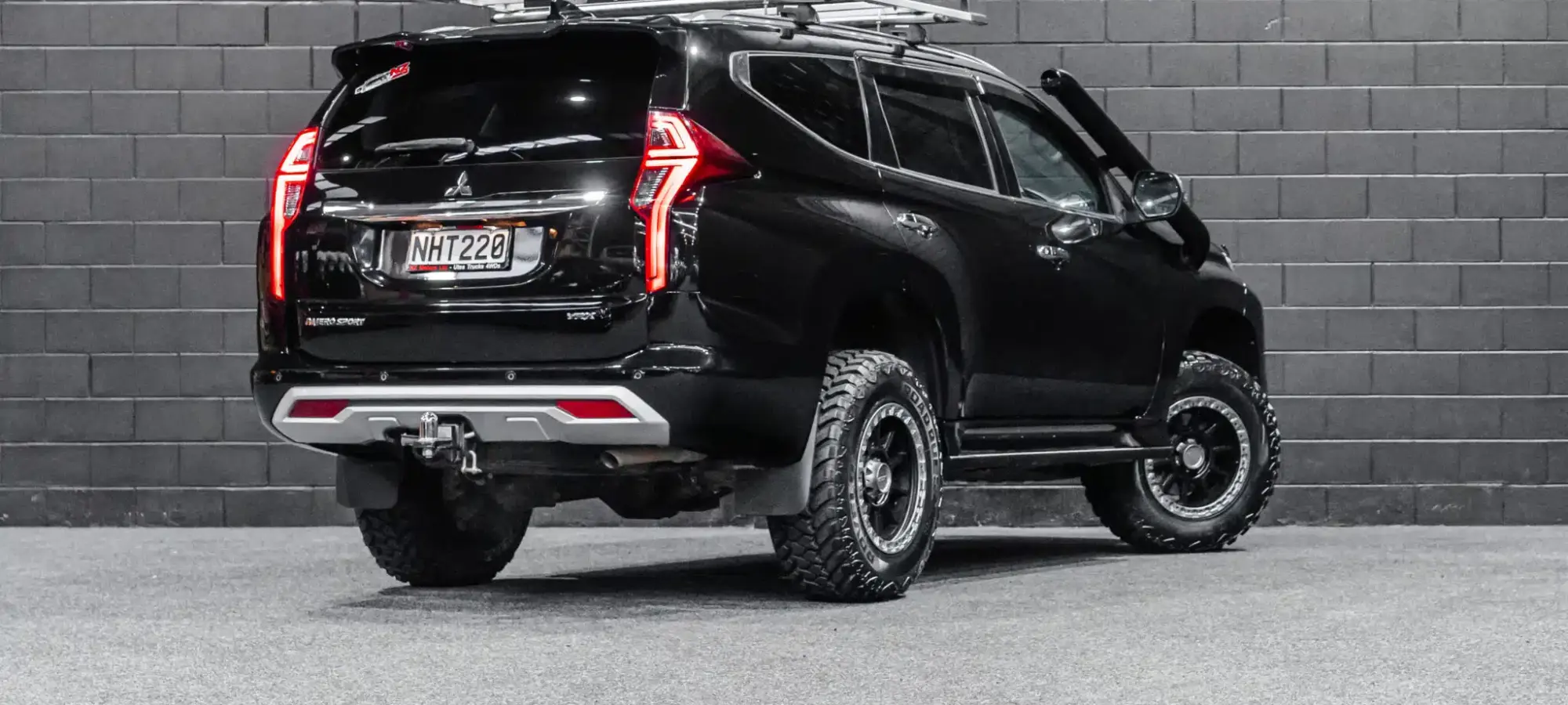 Vehicle Gallery Image