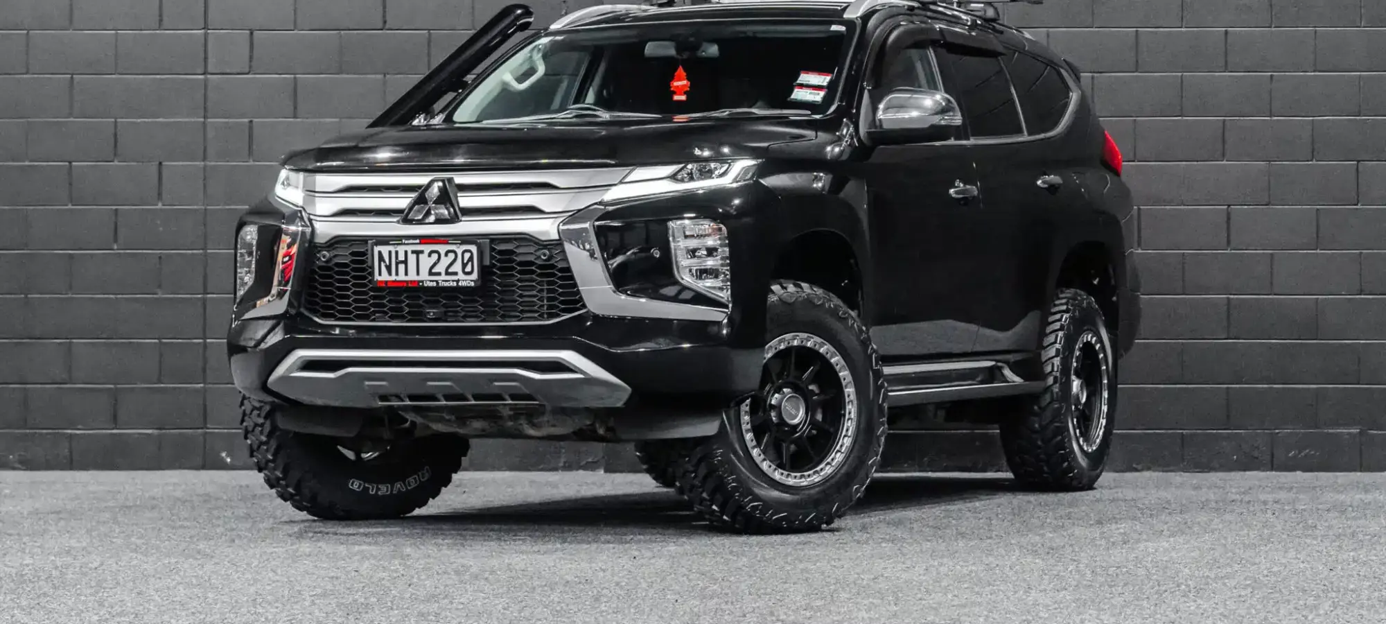 Vehicle Gallery Image