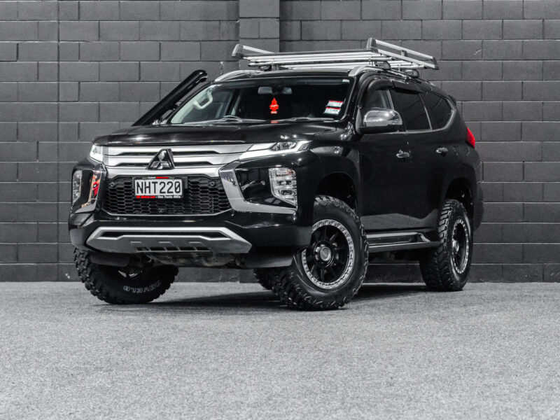 Vehicle Gallery Image