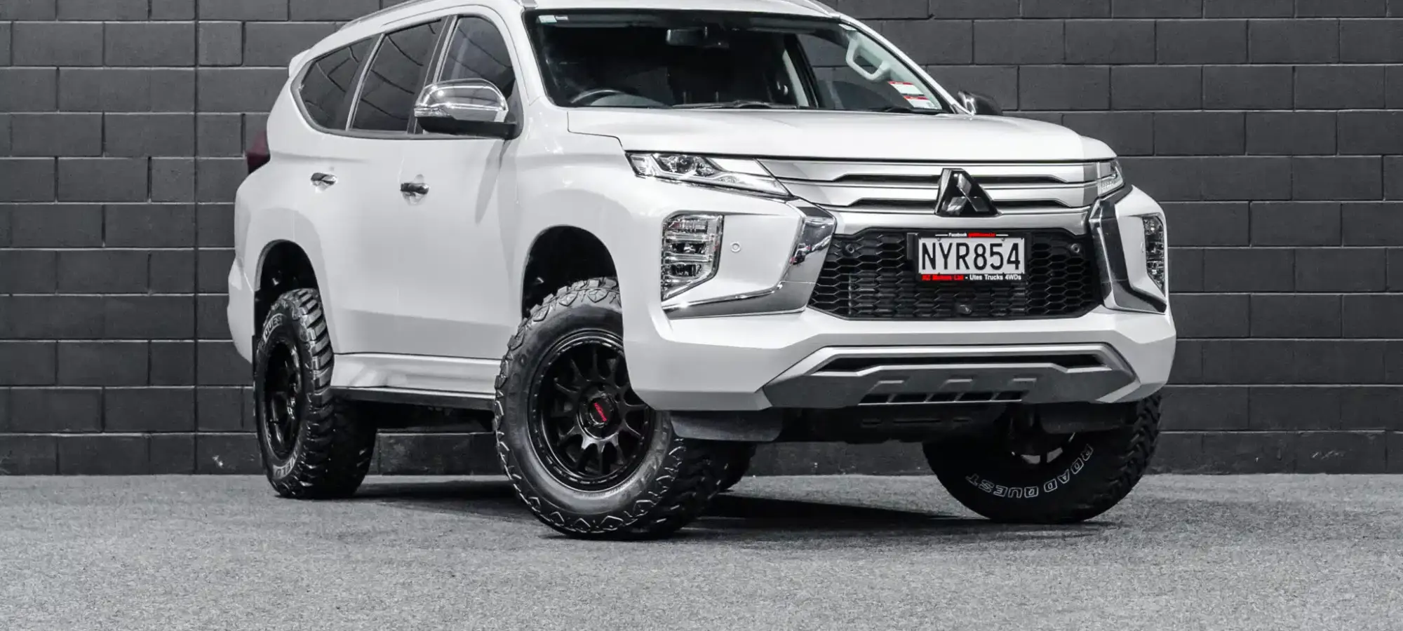 Vehicle Gallery Image