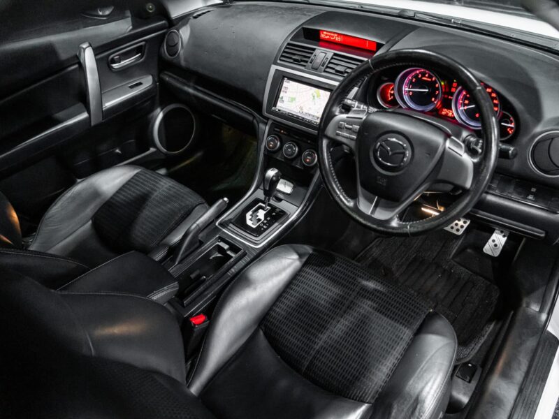 Vehicle Gallery Image