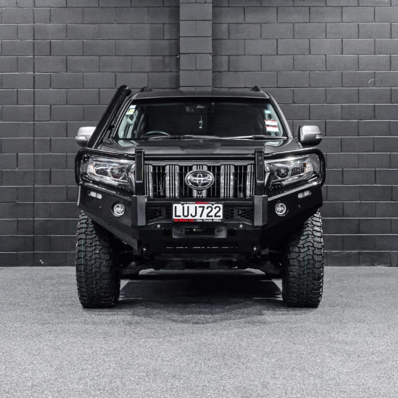 DEFENDER Off-Road Triple Loop Bull-Bar to suit