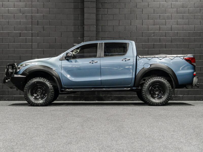 Vehicle Gallery Image