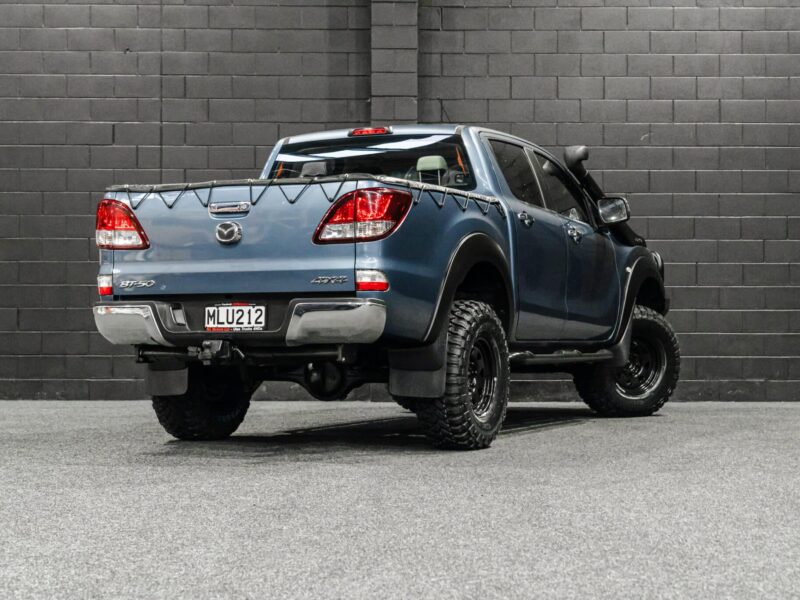 Vehicle Gallery Image