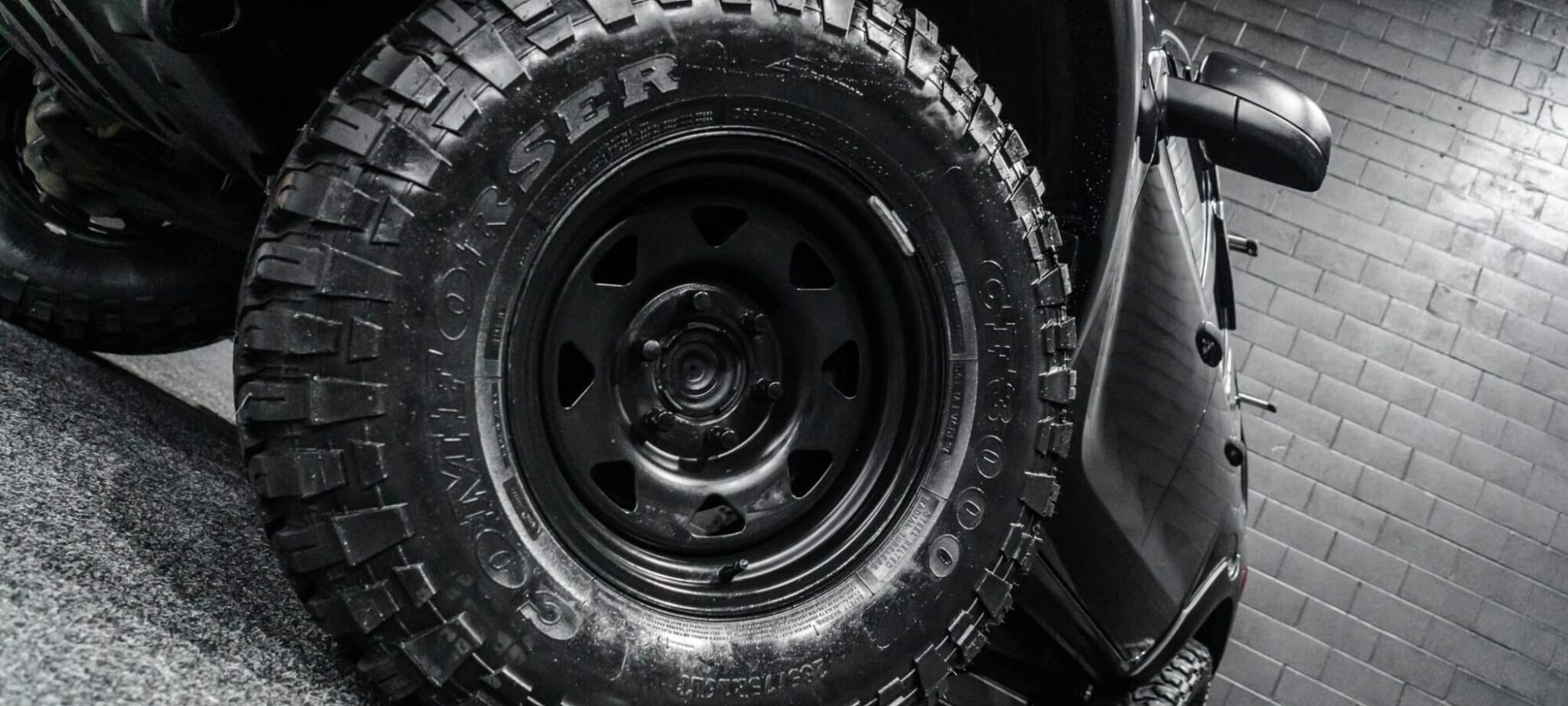 Vehicle Gallery Image