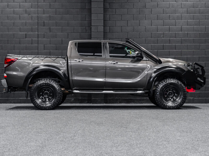 Vehicle Gallery Image