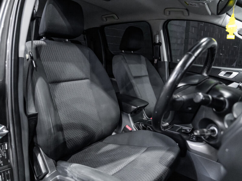 Vehicle Gallery Image