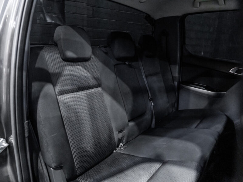 Vehicle Gallery Image
