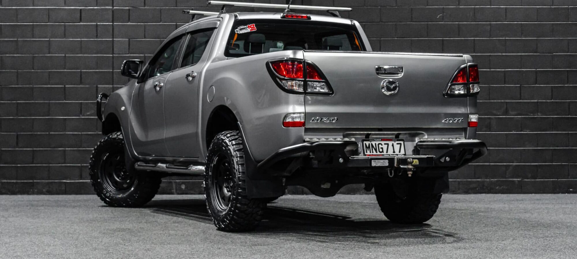 Vehicle Gallery Image