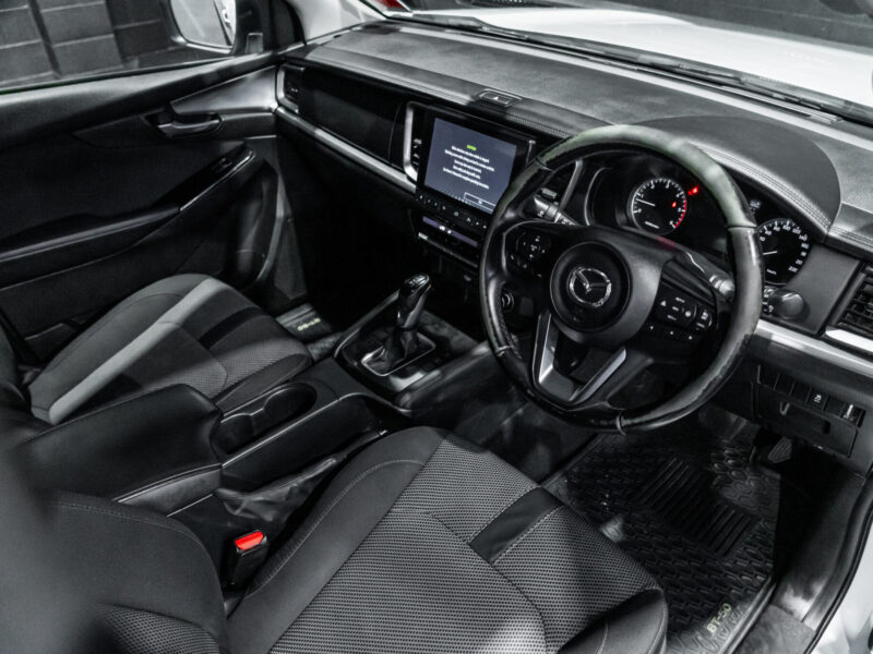 Vehicle Gallery Image