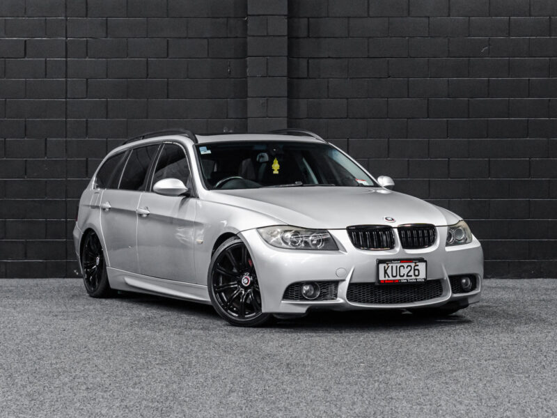 Vehicle Gallery Image