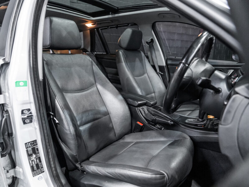 Vehicle Gallery Image