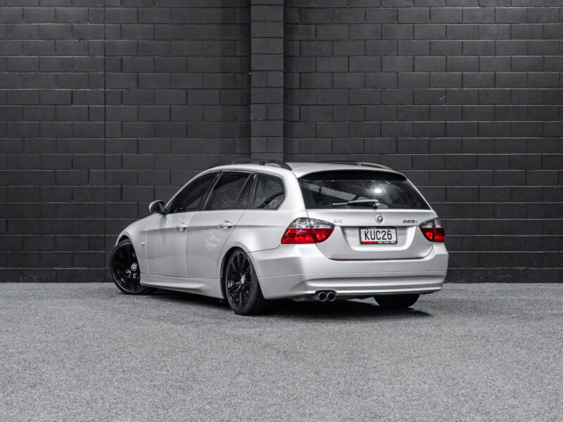 Vehicle Gallery Image