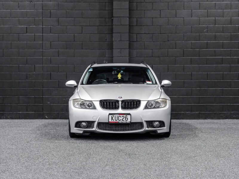 Vehicle Gallery Image