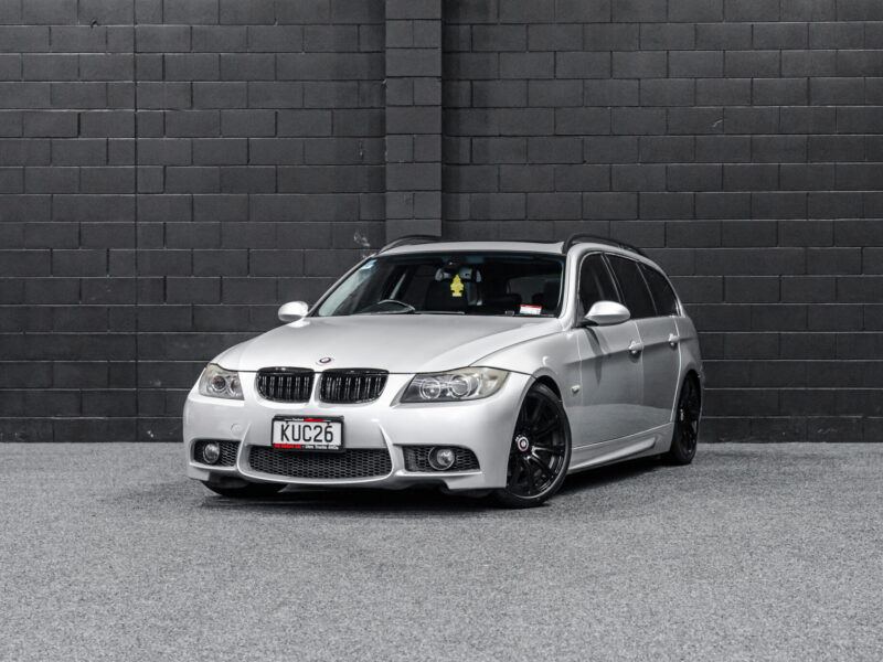 Vehicle Gallery Image